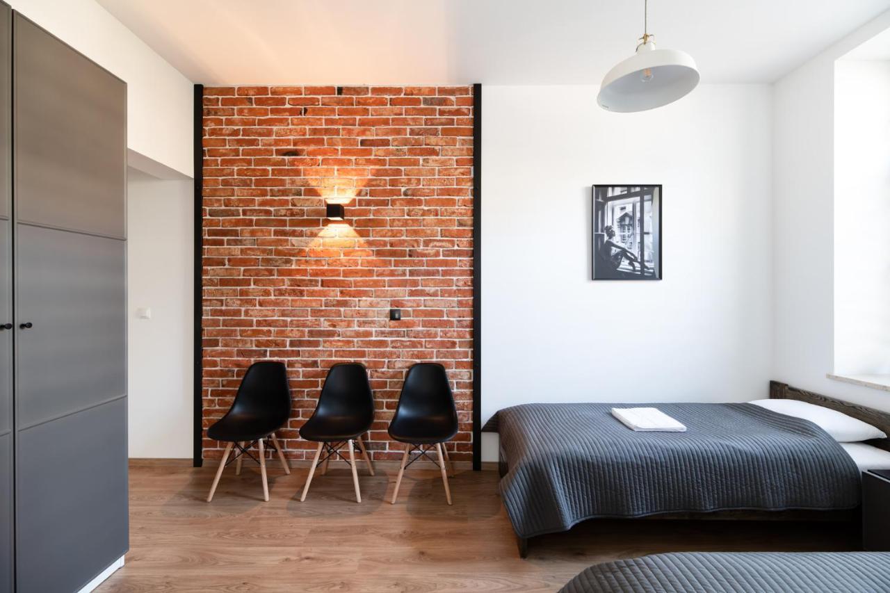Neo Unique & Bright Apartments, Free Parking, 15min Old Town & Kazimierz - By Homelike Cracovia
