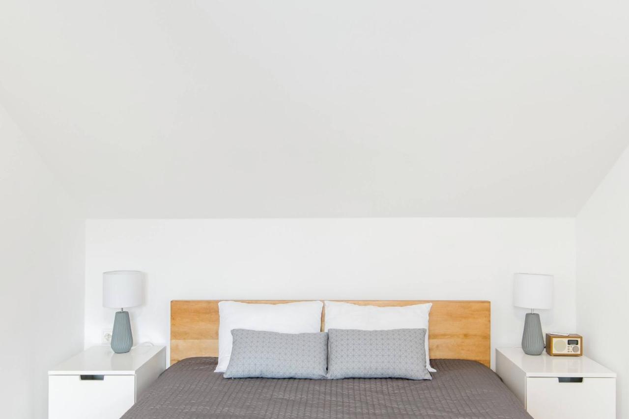 Neo Unique & Bright Apartments, Free Parking, 15min Old Town & Kazimierz - By Homelike Apartamento *