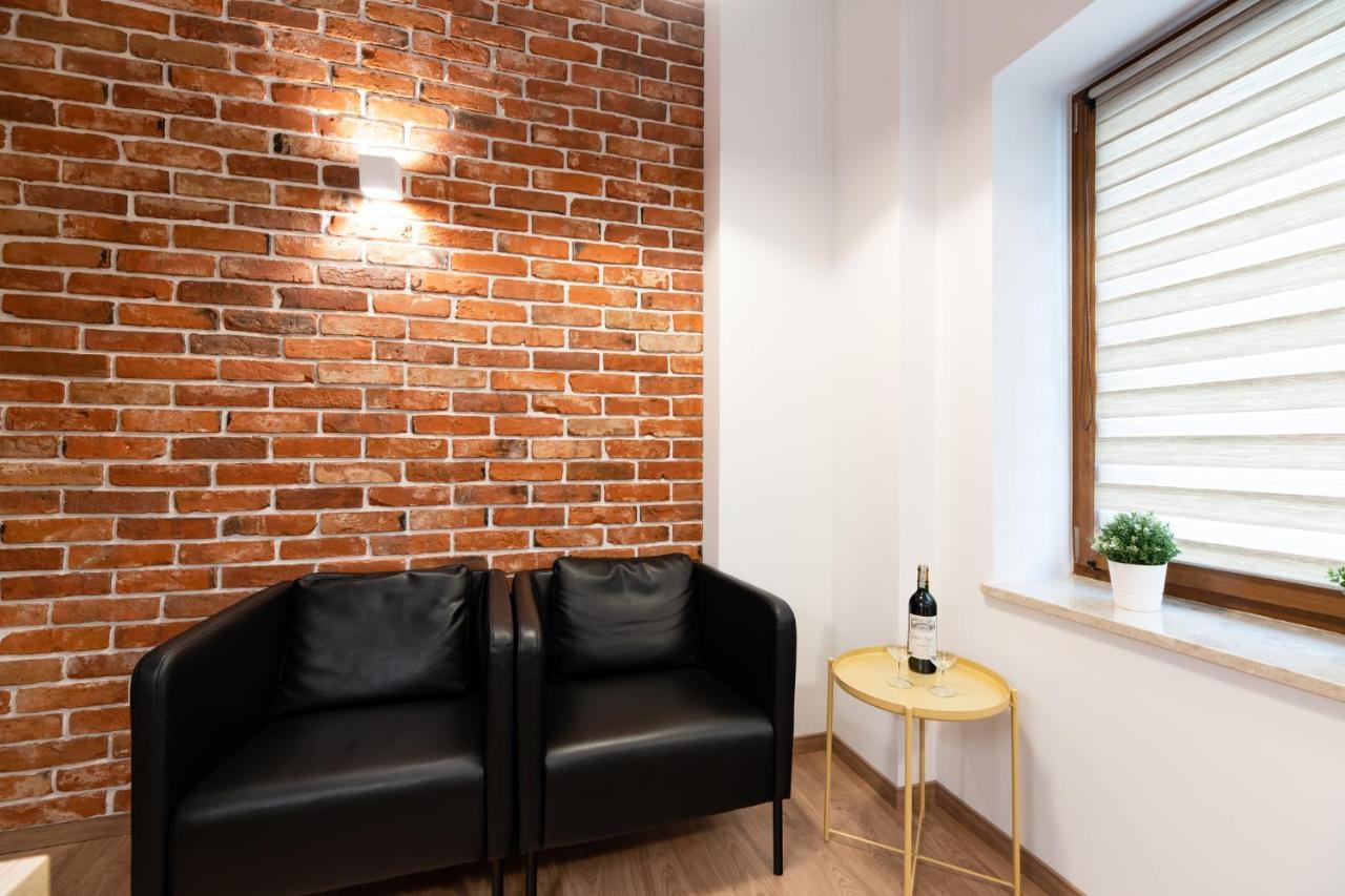 Neo Unique & Bright Apartments, Free Parking, 15min Old Town & Kazimierz - By Homelike Cracovia