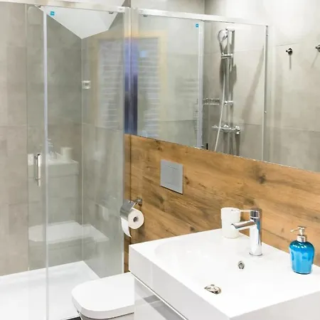 Neo Unique & Bright Apartments, Free Parking, 15Min Old Town & Kazimierz - By Homelike Krakow Exterior photo