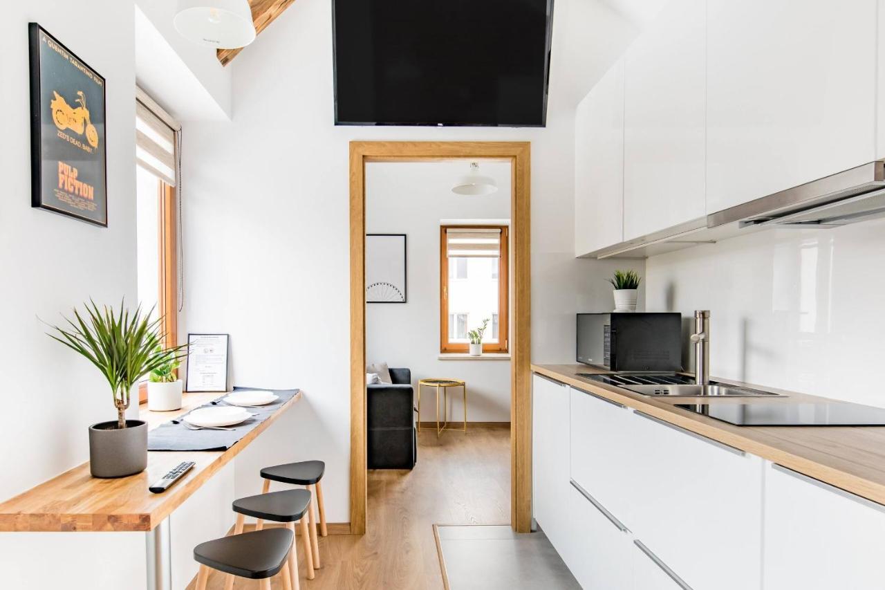 Apartment Neo Unique & Bright Apartments, Free Parking, 15min Old Town & Kazimierz - By Homelike Krakau